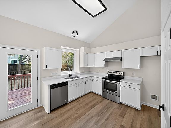 5th image of 4732 Cooksbury Ct
