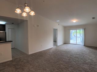 8196 Cabin Lake Cir UNIT 111, Jacksonville, FL 32256