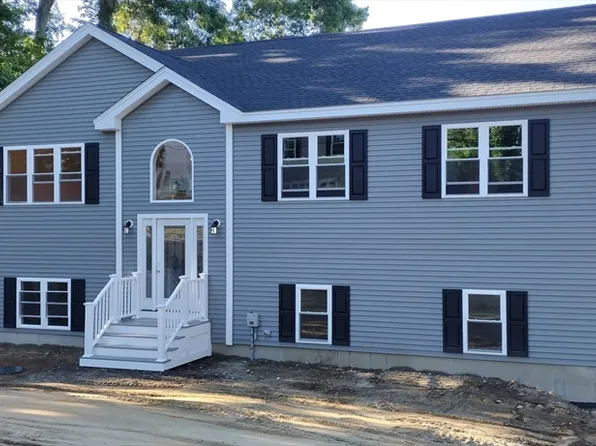 1170 Newhall St, Fall River, MA 02721