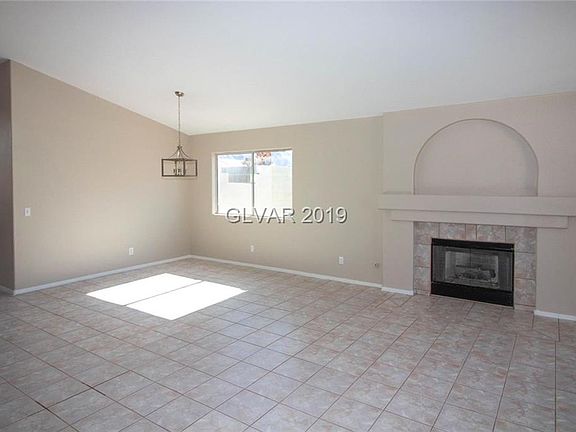 4th image of 2696 Purple Root Dr