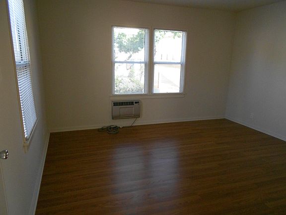 2nd image of 311 N Columbus Ave APT B