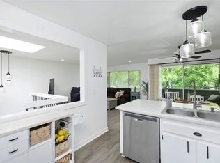 22255 Caminito Escobedo #9, Laguna Hills, CA 92653
