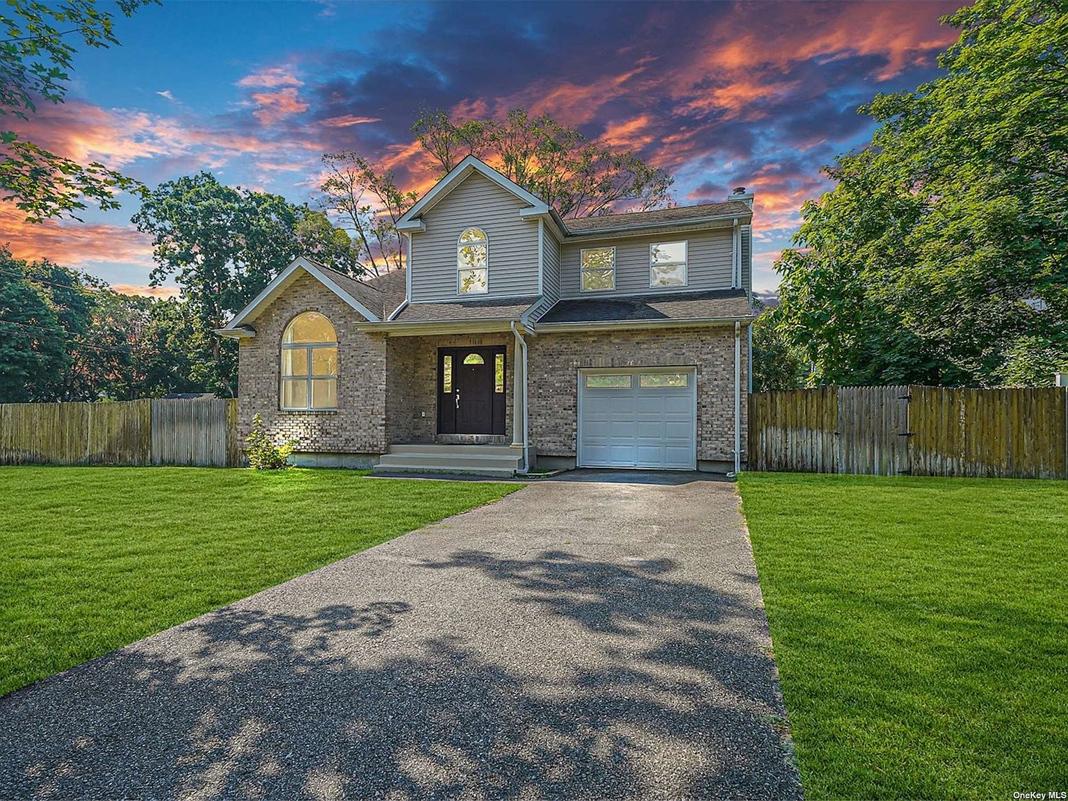 14 Jane Street, Selden, NY 11784 Zillow