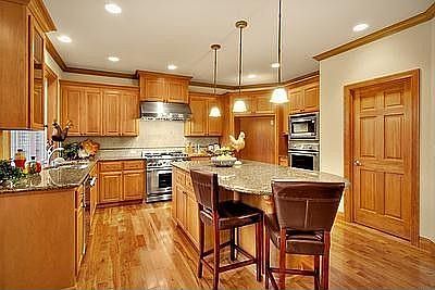 5th image of 11663 168th Ct NE