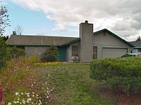 1st image of 813 SE Olympia Dr