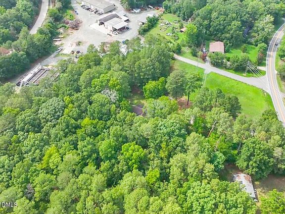 3rd image of 3145 Farrington Point Rd