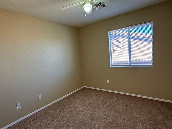 4th image of 3212 S 72nd Ln