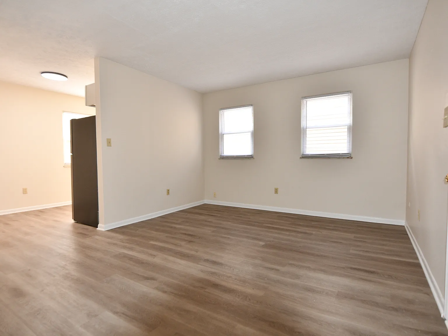 1 bed, 600 sqft, $995 — Photo 3
