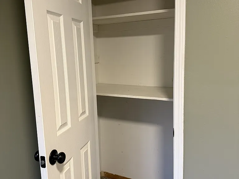 2nd bedroom closet