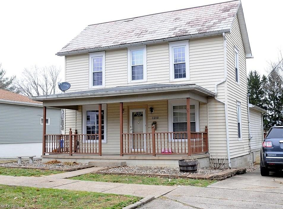1st image of 1210 North St