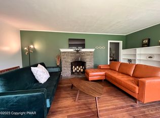 210 Cherry Ln, Cresco, PA 18326