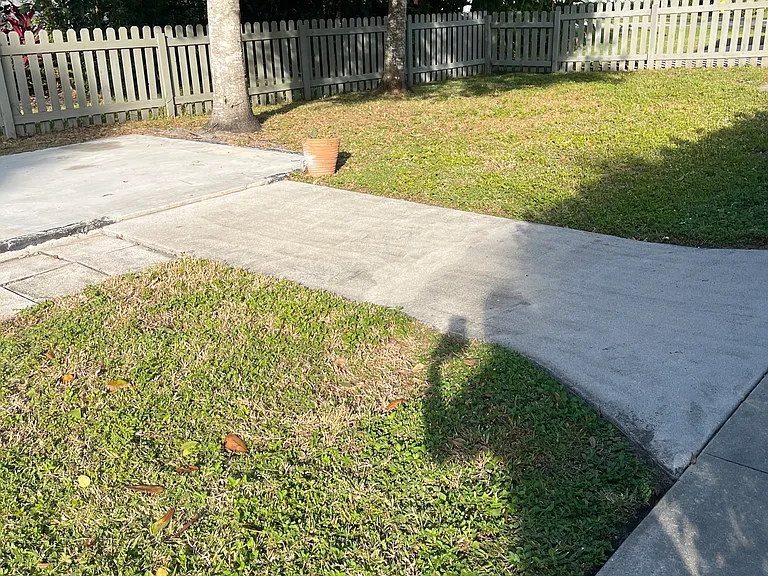 Fenced side yard