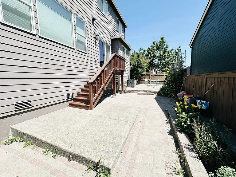 17090 NW Anita St — Photo 72
