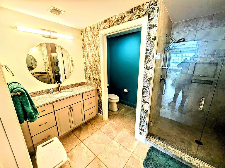 260 Hidden Bay Dr #504 — Photo 18