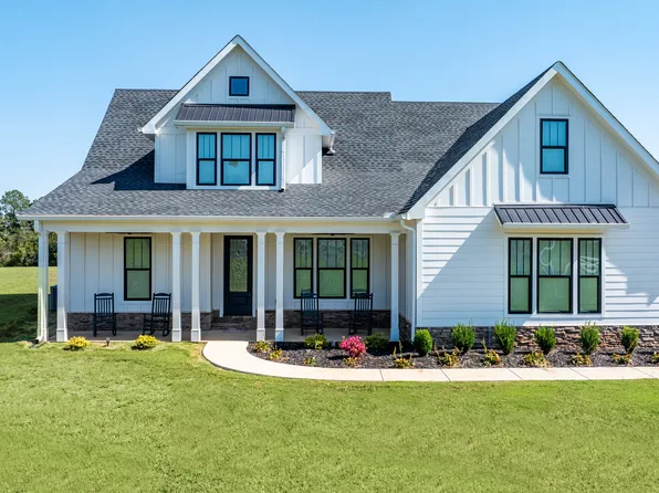 640 Shady Ln, Williamson, GA 30292