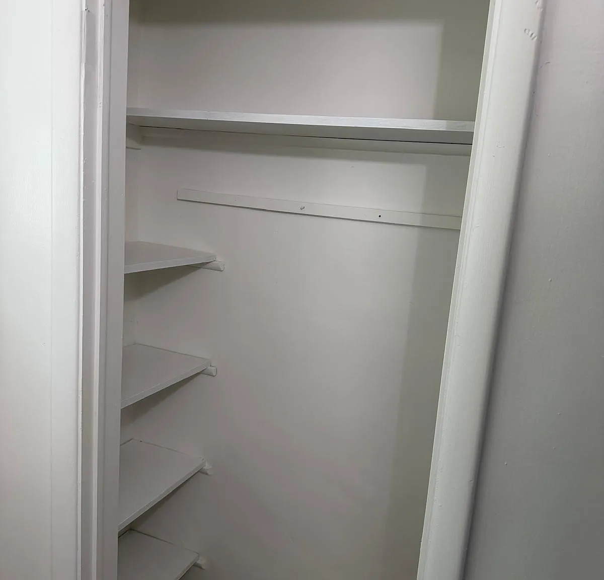 2 bed, 651 sqft, $1,050 — Photo 2