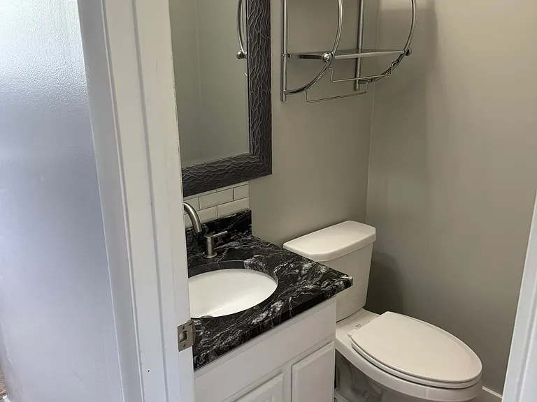 4605 W Dunsmoore Way — Photo 8