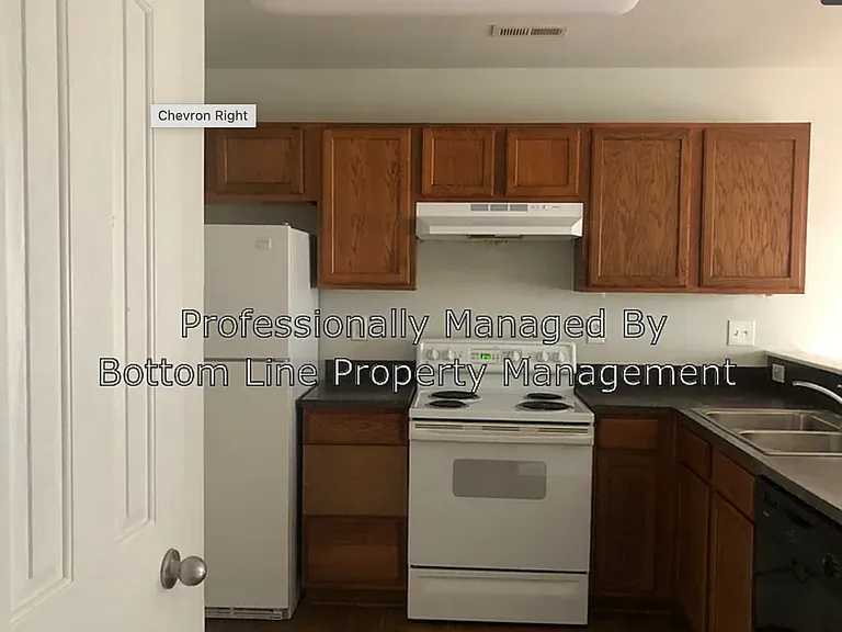 4834 Muskogee Dr — Photo 3