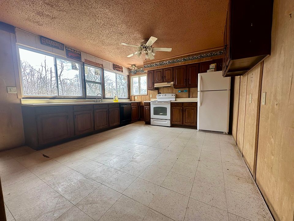 21285 Porcupine Rd, Hillman, MI 49746 | Zillow