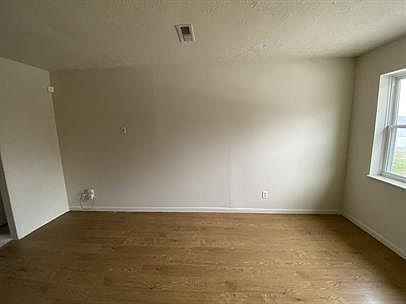 2nd image of 4403 Cheyenne Dr