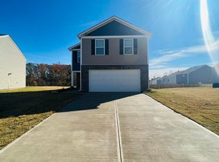 5010 Pratt Dr, Boiling Springs, SC 29316