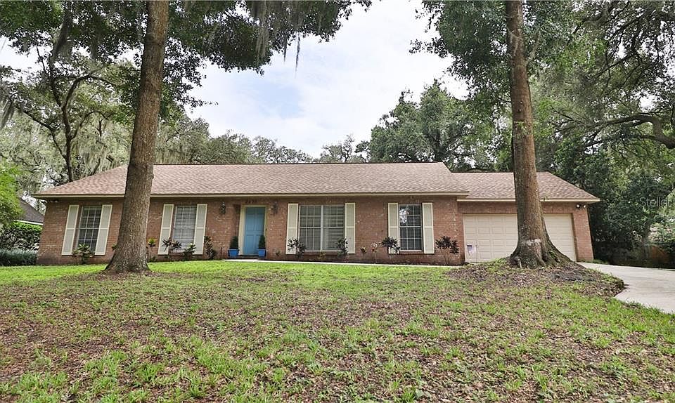 1st image of 2405 College Hill Dr