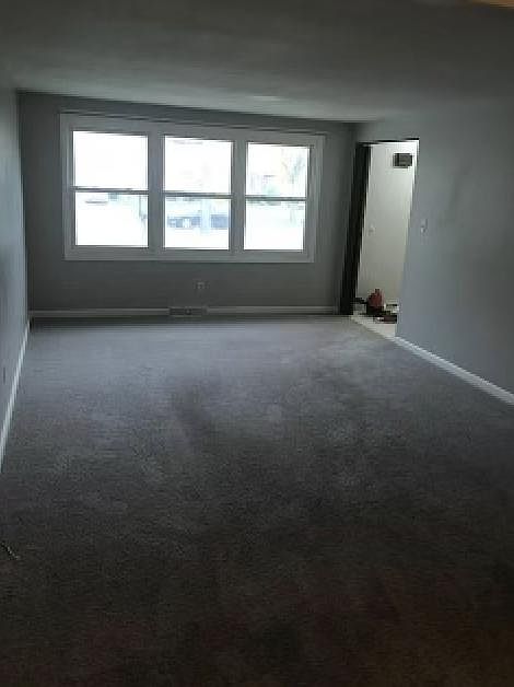 1st image of 47 Sunshine Dr