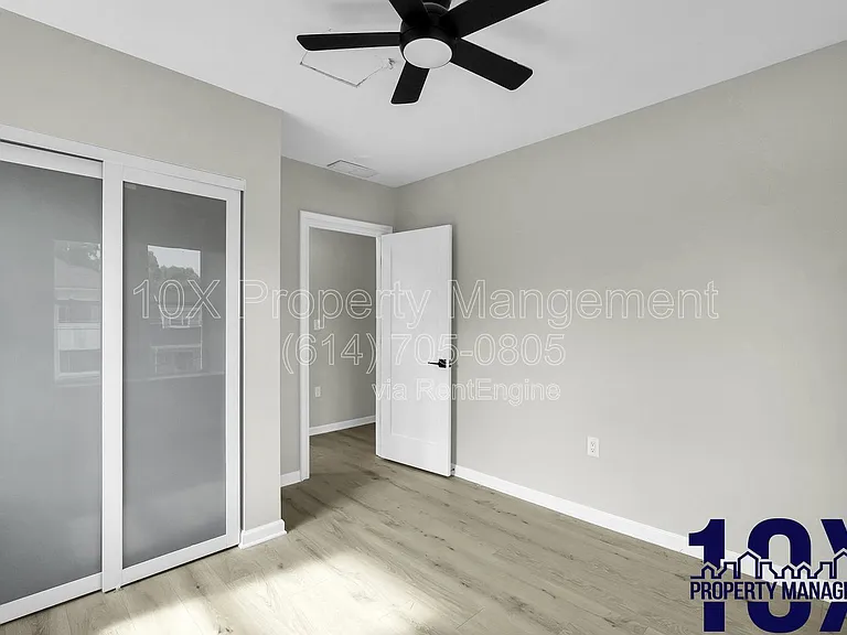1213 E Whittier St — Photo 17