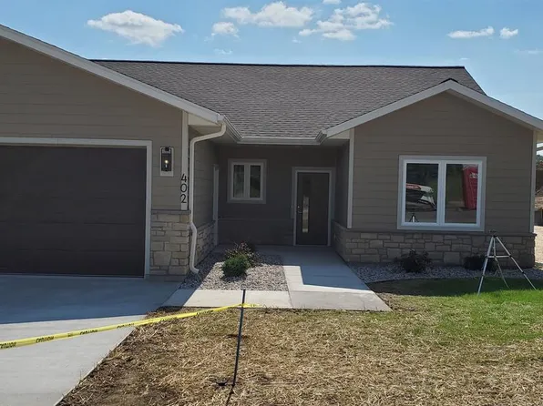 402 Louis Lane, Baraboo, WI 53913