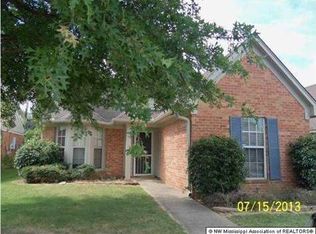 915 McGowan Dr, Southaven, MS 38671