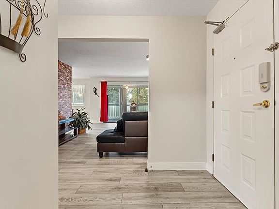 3rd image of 32070 Peardonville Rd #303