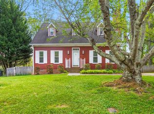 3922 Pondfield Ct, Greensboro, NC 27410