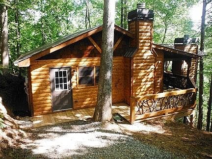 Wooly Bugger Cabin