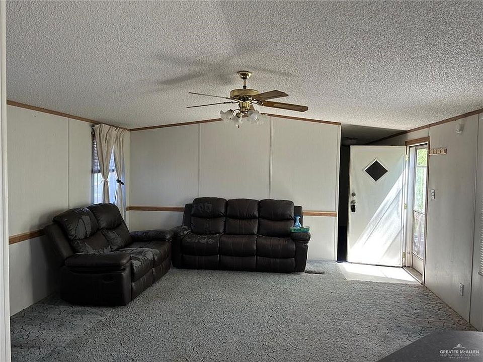 2nd image of 24951 Palmera Dr
