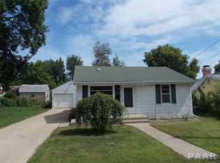 11 W Ash St, Chillicothe, IL 61523