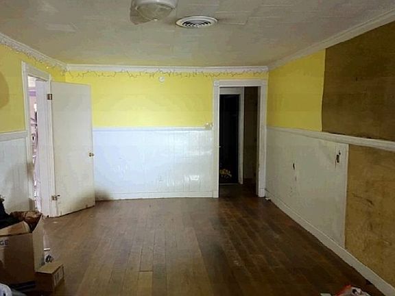 Formal Dining