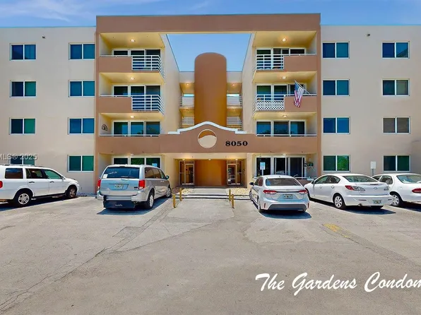8050 NW 8th St #1105, Miami, FL 33126