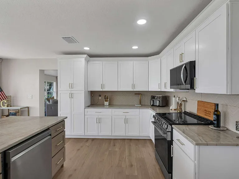 606 N Shore Dr — Photo 26