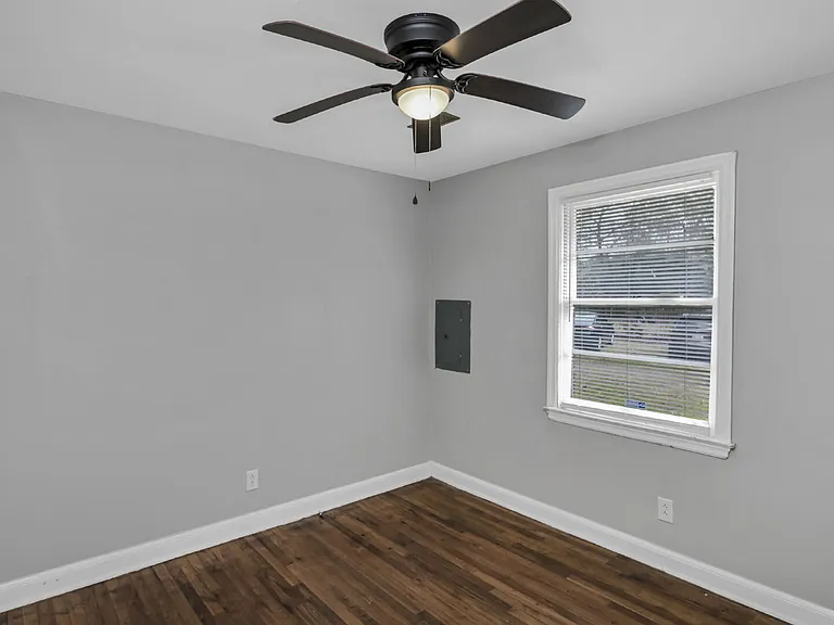 3300 Margrave Rd #B — Photo 15