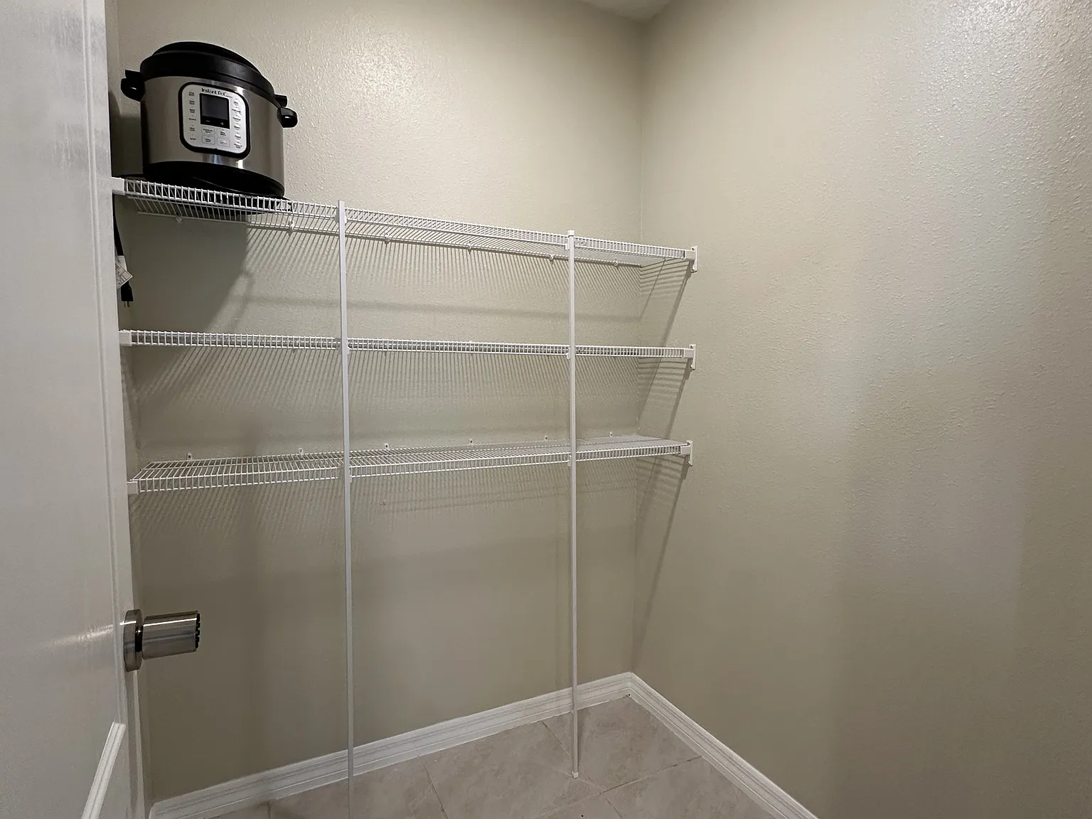 1448 Berry Lane - 1 — Photo 3