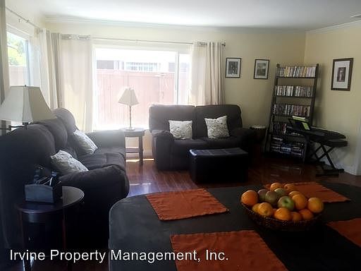 2nd image of 3741 Claremont St