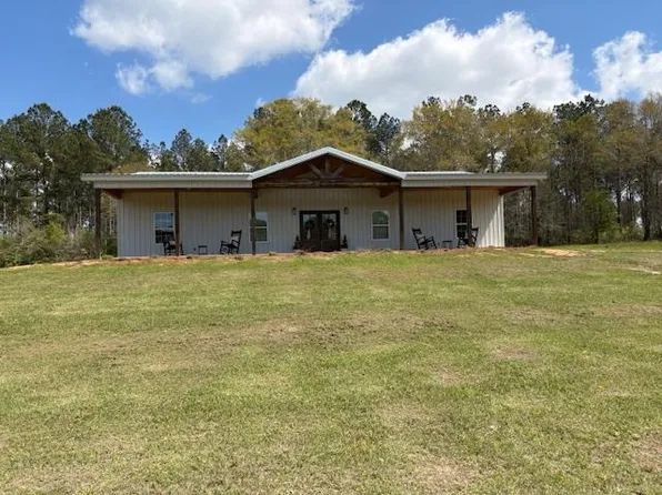 20648 Old Salt Rd, Andalusia, AL 36420
