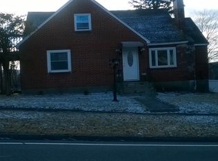 48 Elberon Ave, Pittsfield, MA 01201