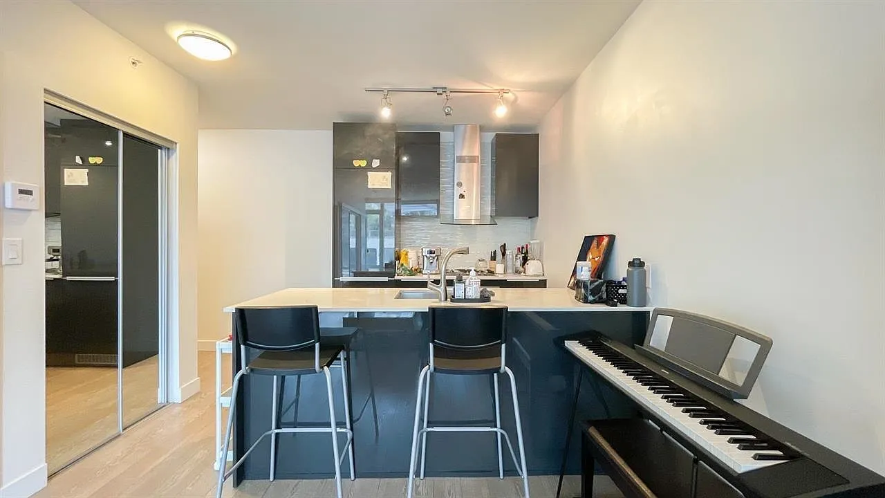 1 bed, 532 sqft, $2,350 — Photo 2