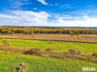 3484 Old Highway Rd, Muscatine, IA 52761