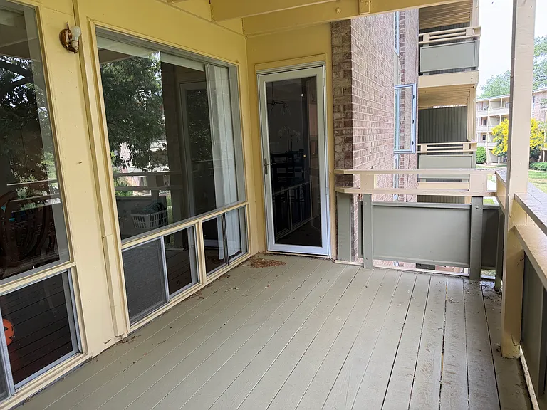 7260 Donnell Pl — Photo 9