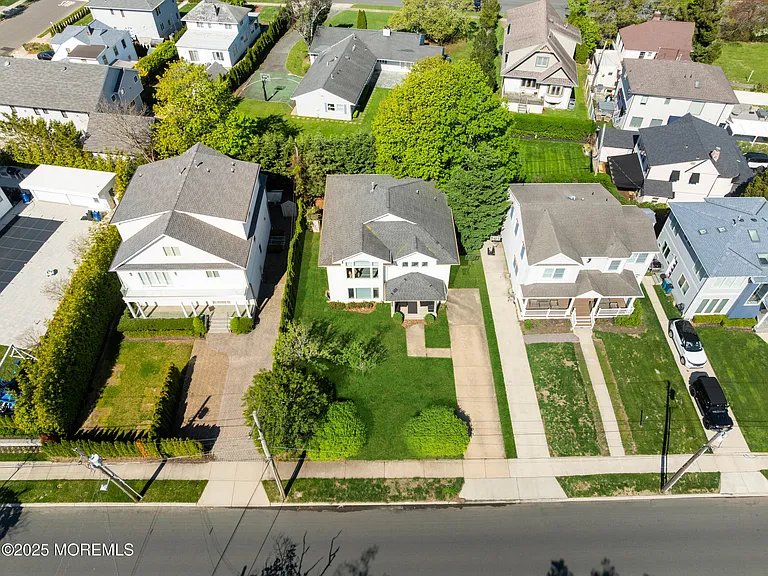 230 Norwood Ave — Photo 40