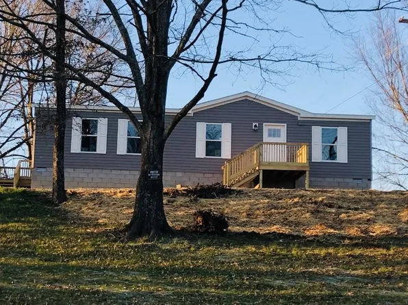 112 Carter Ln, Castalian Springs, TN 37031