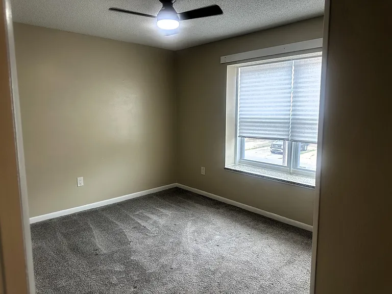 413 Sea Rover Ln NW #F — Photo 9