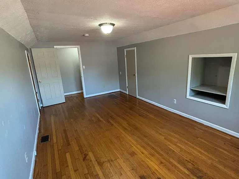 613 Anniston Dr — Photo 7